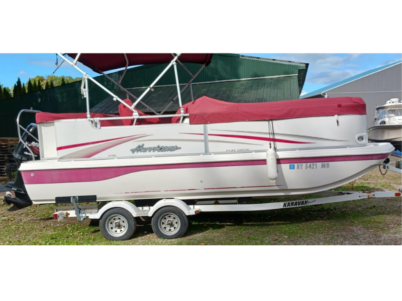 2004 Hurricane 218R Fun Deck