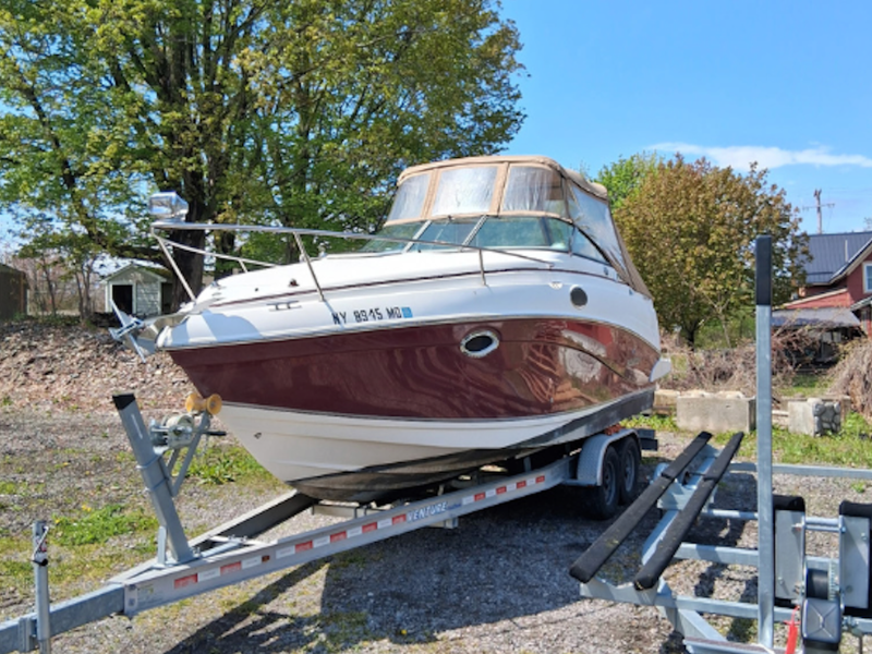 2007 Rinker 250 with 2016 Venture tandem axle aluminum trailer