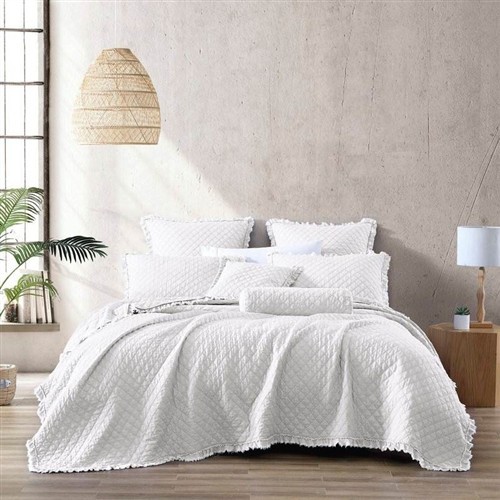 Twin Size White Microfiber Diamond 2 Pc Bedspread Set with Frayed Edges