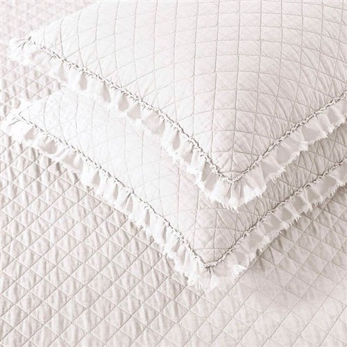 Twin Size White Microfiber Diamond 2 Pc Bedspread Set with Frayed Edges