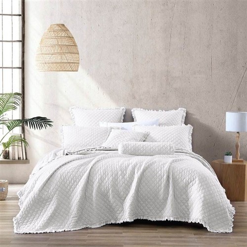 Twin Size White Microfiber Diamond 2 Pc Bedspread Set with Frayed Edges