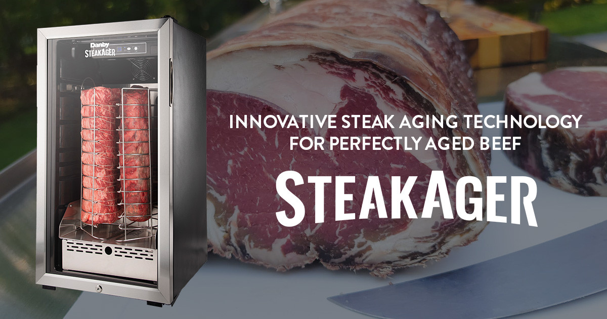 Dry-aged beeg technology with SteakAger