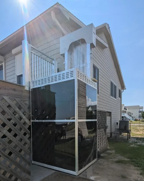 Fully Enclosed Carolina Lift